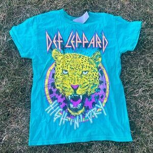 Def Leppard High N Dry Grunge Trashy Y2K Short Sleeve Tour Shirt Top Band Tee